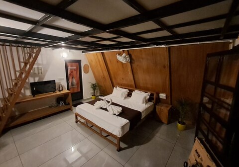 Silverr View Resort's