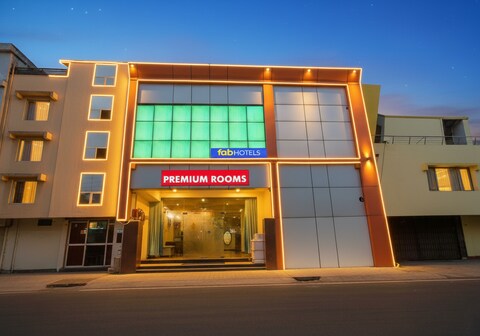 FabHotel Premium Rooms