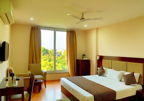 Hotel Royal Palm - A Budget Hotel in Udaipur