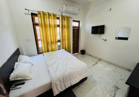 Ayodhya inn Homestay