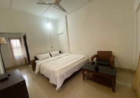 Duda Guest House Tezu
