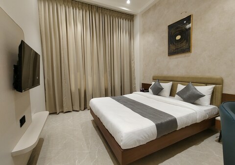 Hotel Raas Vrindavan