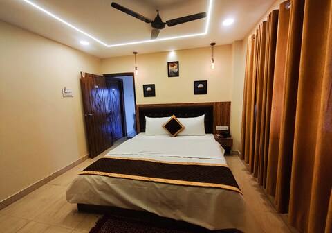 Andaman Shores Homestay | Terrace & Roof Top Cafe