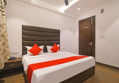 Hotel Rudraksh Inn Indore