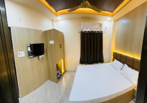 SPOT ON Ashirwad Residency