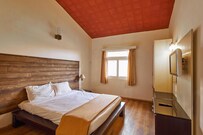 Sabol Holiday Resorts, Ooty Sabol Holiday Resorts, Ooty