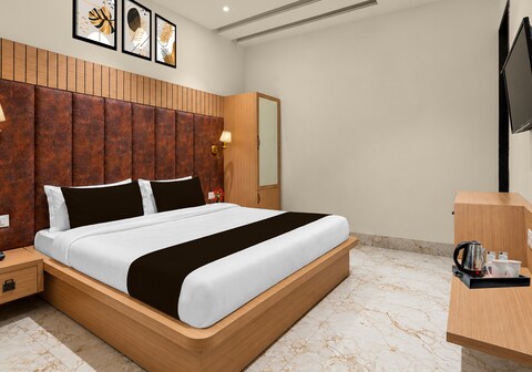 Super Collection O Ajit Nagar Amritsar
