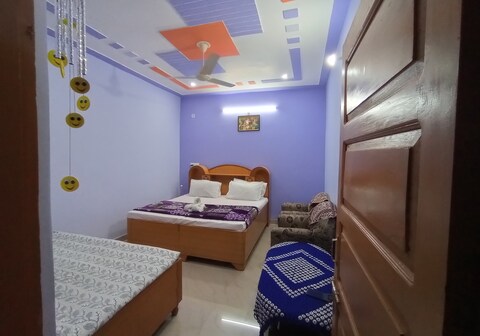 The Gangotri homestay by Preet rS