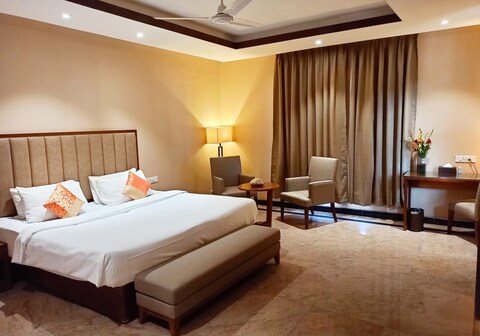 Hotel Cachar Club