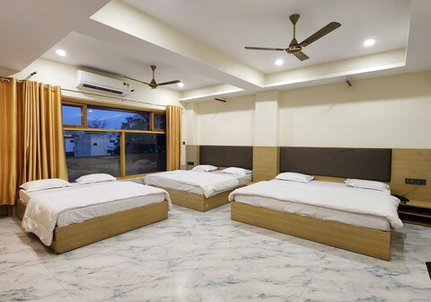 HOTEL ASHOKAA