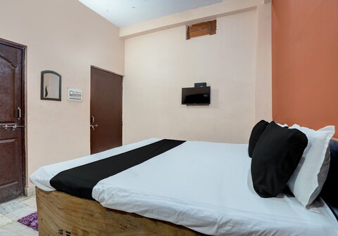 Hotel O Sharad Varanasi