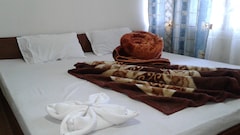HOTEL PINE WOOD, Gangtok HOTEL PINE WOOD, Gangtok