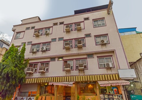 hotel sudarshan palace