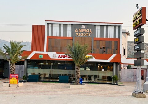 ANMOL RESORT