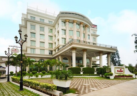 Ramada Plaza by Wyndham Chandigarh Zirakpur
