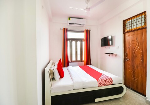 Hotel O Arpit Hotel Jhusi Railway Station