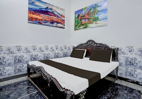 Hotel O Desi Tadka Hotel & Restaurant