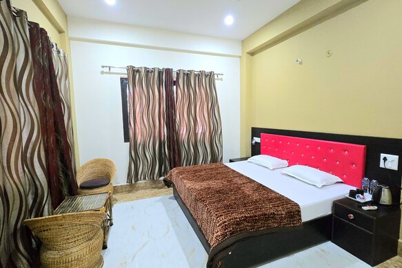 Shri Narayan Residency