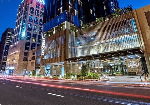 Revier Hotel - Dubai
