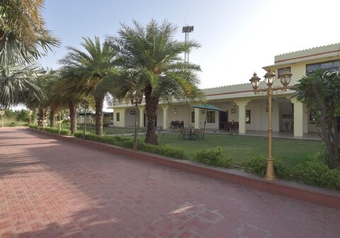 Black Bear 5 BHK Farm House