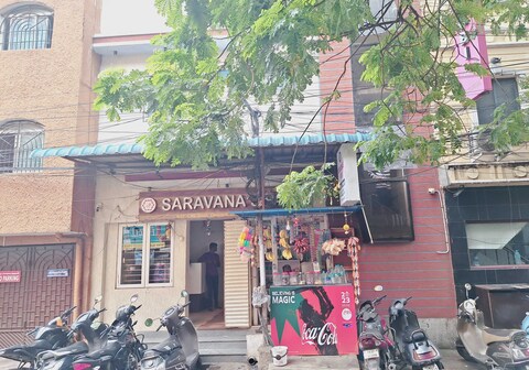 Flagship Saravanas Park