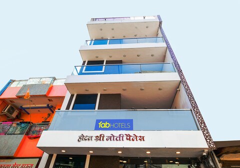 FabHotel Shree Moti Palace