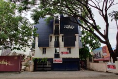 Hotel Radhika Palace (Pure Veg), Satara Hotel Radhika Palace (Pure Veg), Satara