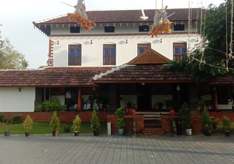 Chithrapuri Heritage Resort