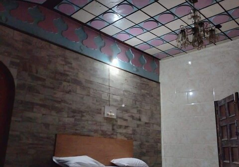 Hotel O Blue Moon Hotel