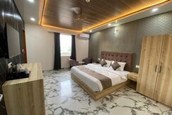 The Ganga Pearl, Rishikesh The Ganga Pearl, Rishikesh