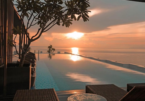 Haian Beach Hotel and Spa