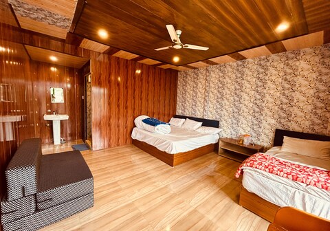 Chaukhamba View Resort