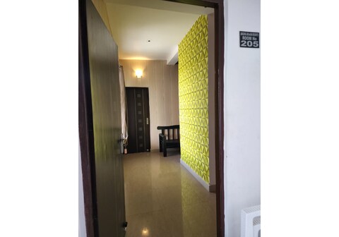 Amazing Aryavan Resort