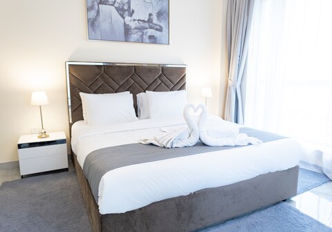 Happy Season JBR Bahar apartments