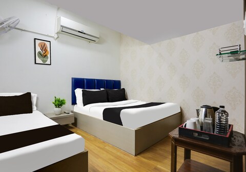 Hotel O SG Highway Ahmedabad