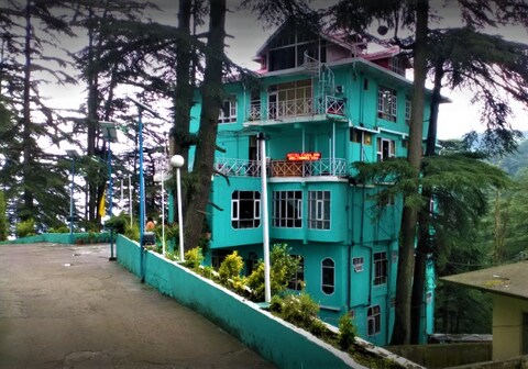 Hotel Chail Inn