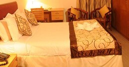 Executive Comfort UNA Xpress OMR, Chennai Executive Comfort UNA Xpress OMR, Chennai