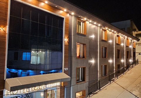 Hotel Yoga Badrinath Dham