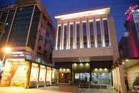 Mahalakshmi Palace Hotel, Delhi Mahalakshmi Palace Hotel, Delhi