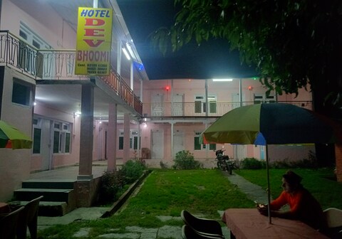 Hotel Dev Bhoomi