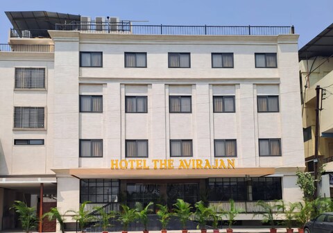 Hotel The Avirajan