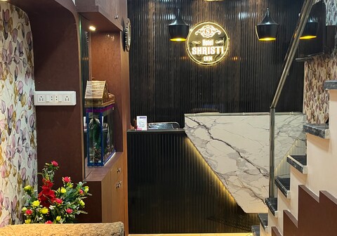 hotel shristi inn