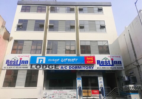 REST INN GUEST HOUSE