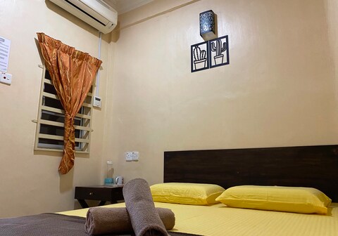 Hotel O D Qamar Motel