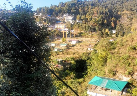 Home Stay Hill Stone