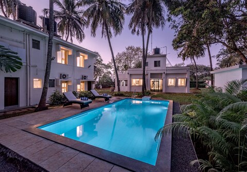 SaffronStays Gaia Pool villa