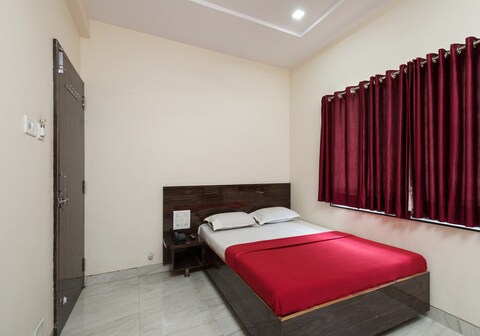 HOTEL SAI RAJARAM PALACE