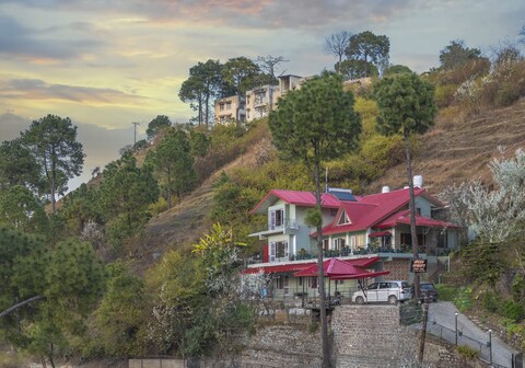 Green Heights 3 Bedroom Villa