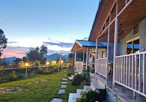 Namaha Hotel and Cottages