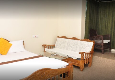 Shwethagiri | Rooms in a Homestay